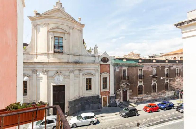Albachiara Guesthouse Катания Екстериор снимка